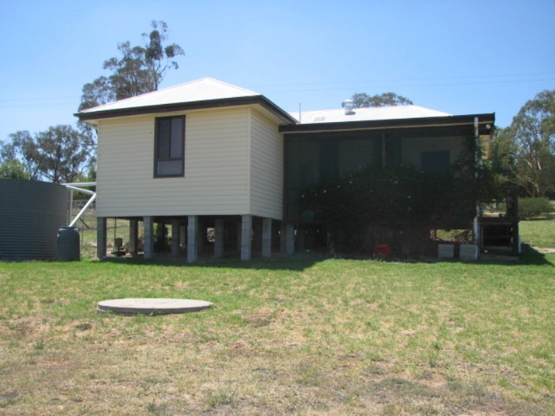 60 Pine Springs Road, Woodstock NSW 2793