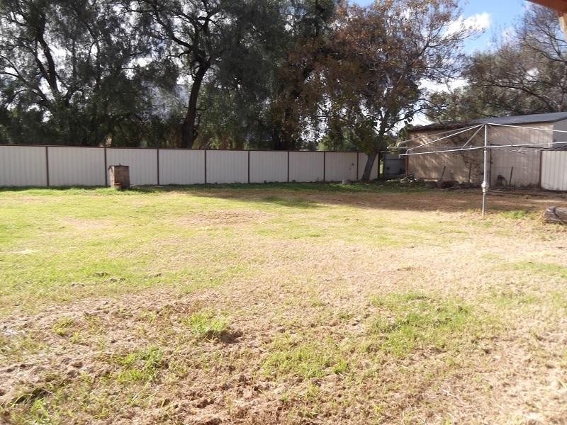 28 Forbes Street, Gooloogong NSW 2805