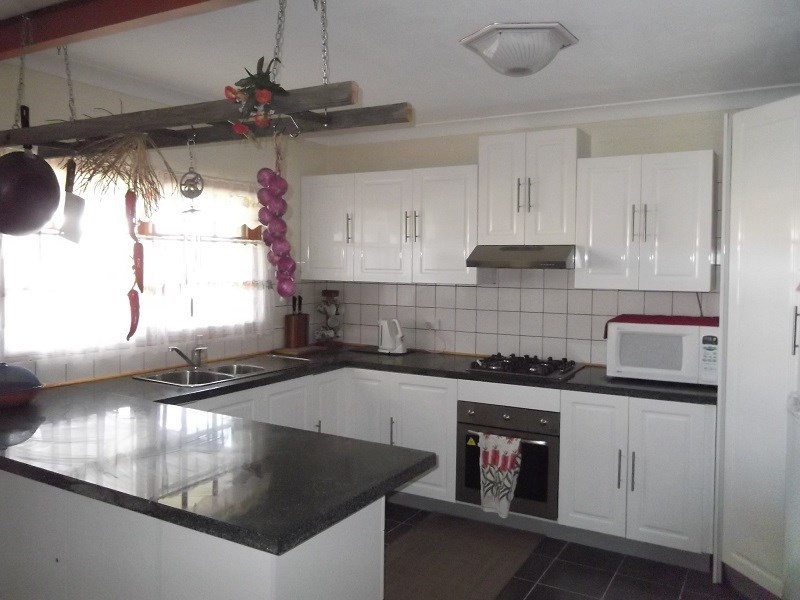 8 Taragala Street, Cowra NSW 2794