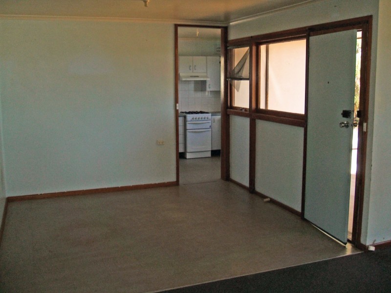 1 Weeroona Place, Cowra NSW 2794