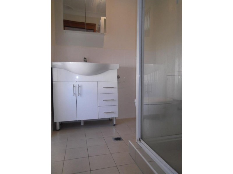 15 Yaldara Crescent, Cowra NSW 2794