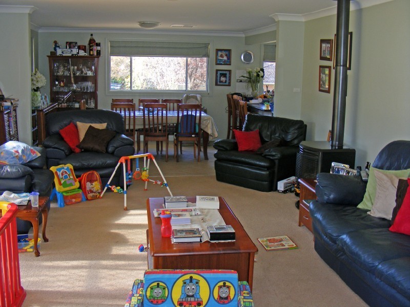 4 Taronga Drive, Cowra NSW 2794