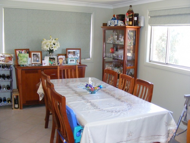 4 Taronga Drive, Cowra NSW 2794