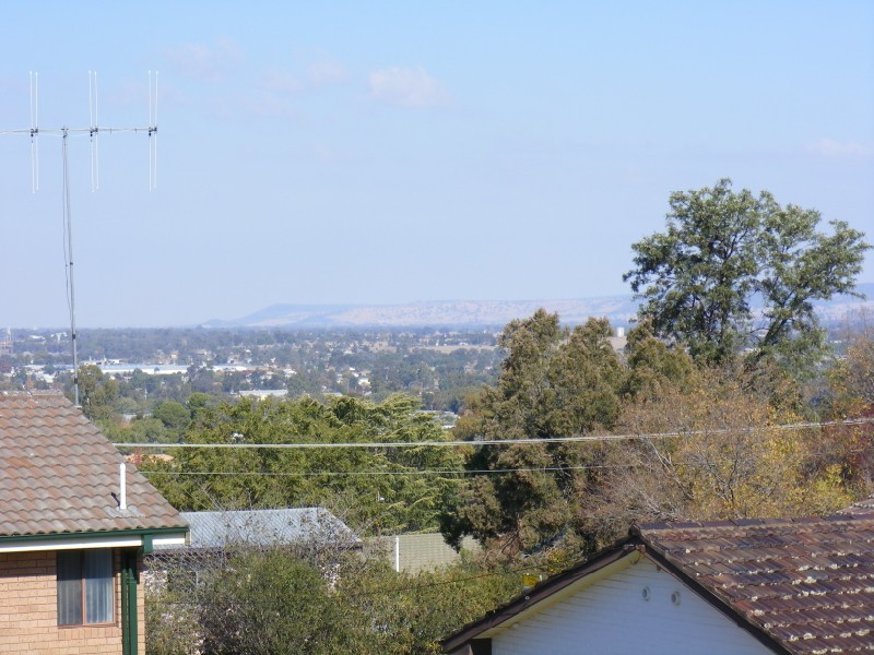 4 Taronga Drive, Cowra NSW 2794