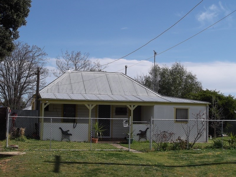 20 Cooyal Street, Cowra NSW 2794