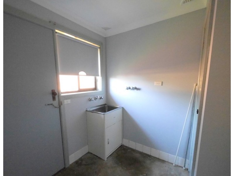 2/28 Hartley Street, Cowra NSW 2794