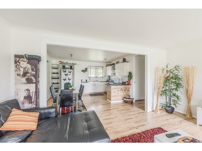 24 Pridham Street, Cowra NSW 2794