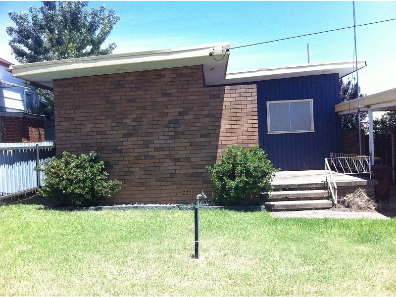 9 Coota Street, Cowra NSW 2794