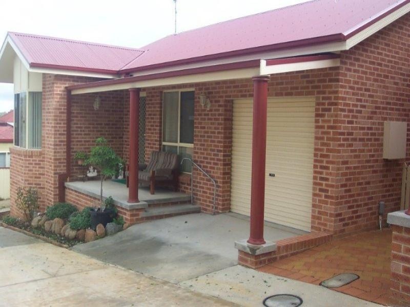 8 Liverpool Street, Cowra NSW 2794