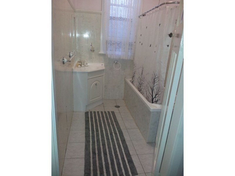 7 Nelson Street, Cowra NSW 2794