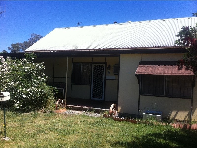 46 Brisbane Avenue, Cowra NSW 2794