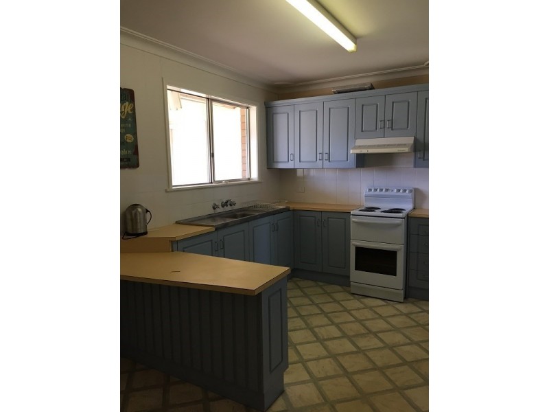 10 Parkes Street, Cowra NSW 2794