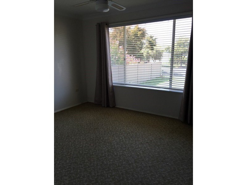 10 Parkes Street, Cowra NSW 2794