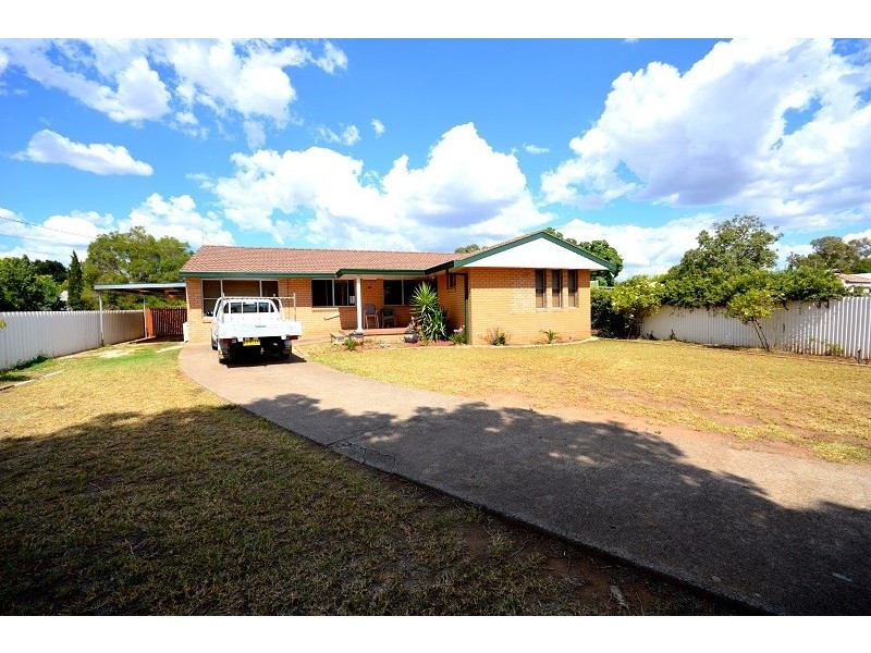 14 Waddell Street, Canowindra NSW 2804