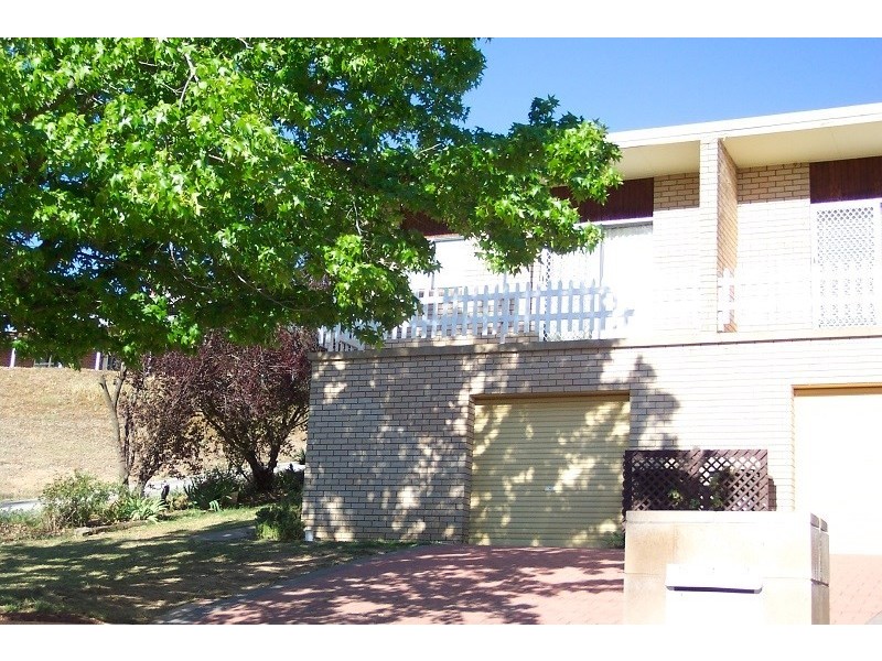 77a Taragala Street, Cowra NSW 2794