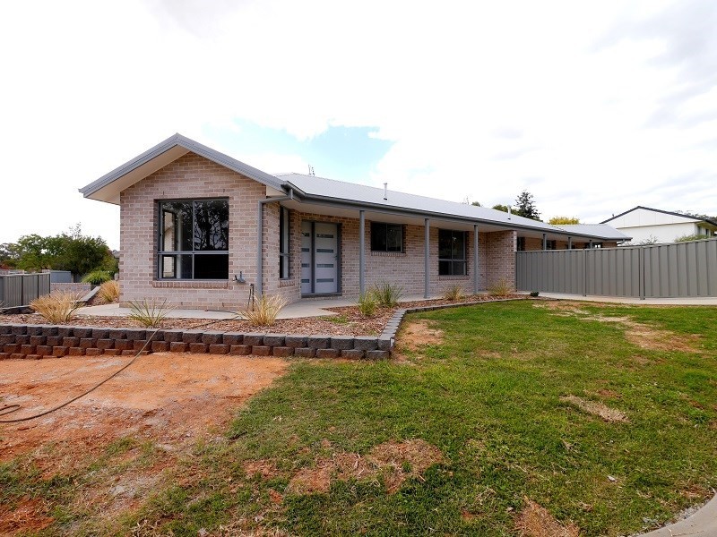 Unit 1/1 Kibbler Street, Cowra NSW 2794