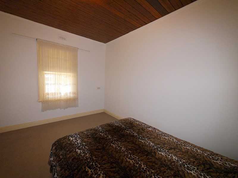 11 Railway Street, Cowra NSW 2794