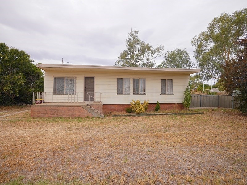 47 Wellington Street, Cowra NSW 2794
