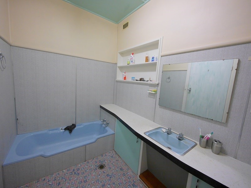 25 Dowell Street, Cowra NSW 2794