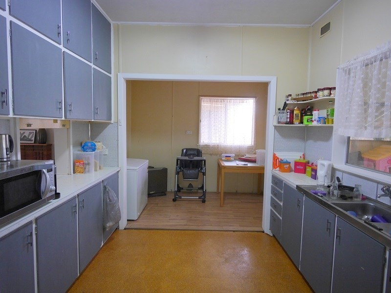 25 Dowell Street, Cowra NSW 2794