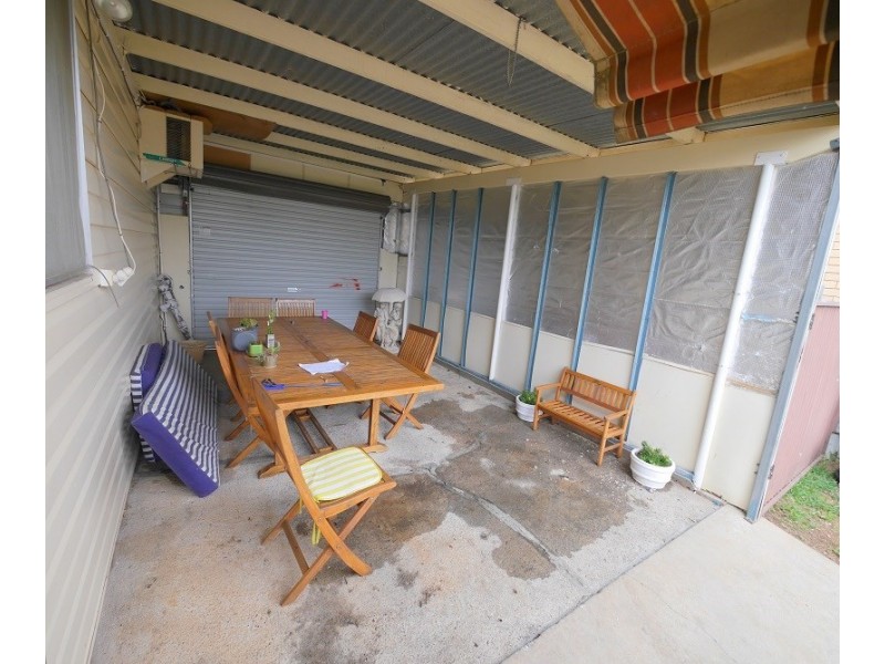 25 Dowell Street, Cowra NSW 2794