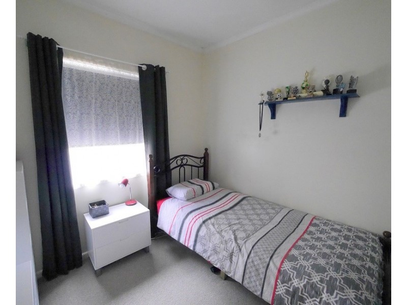 30 Kite Street, Cowra NSW 2794