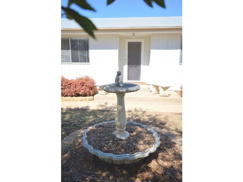 7 Belmore Street, Cowra NSW 2794