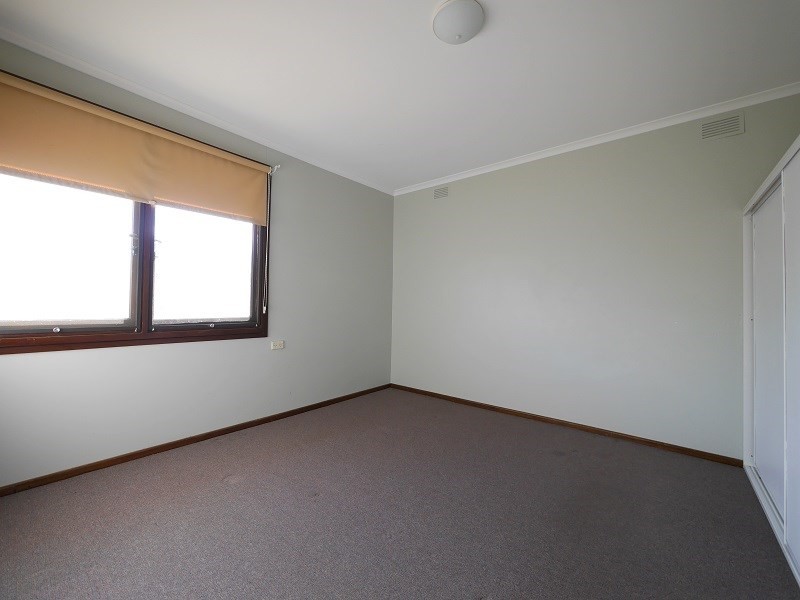 4 Karinya Street, Cowra NSW 2794