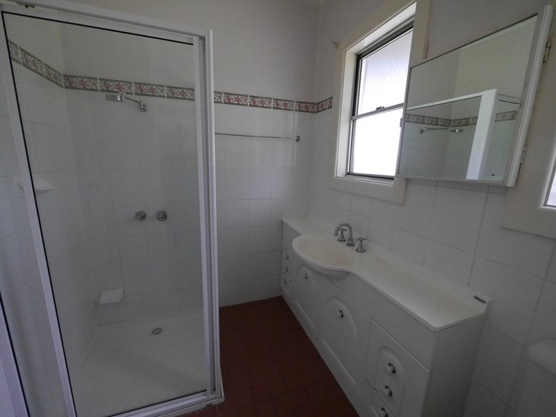 7 Parkes, Cowra NSW 2794