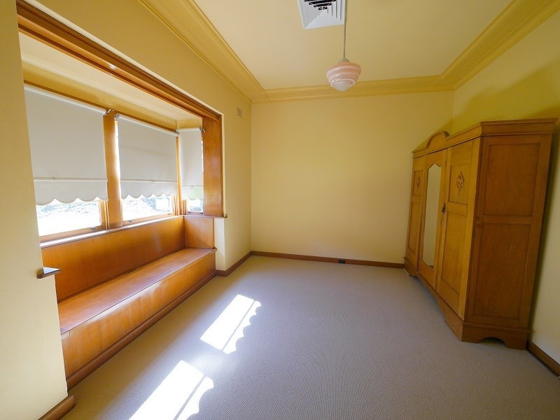 78 LIverpool Street, Cowra NSW 2794