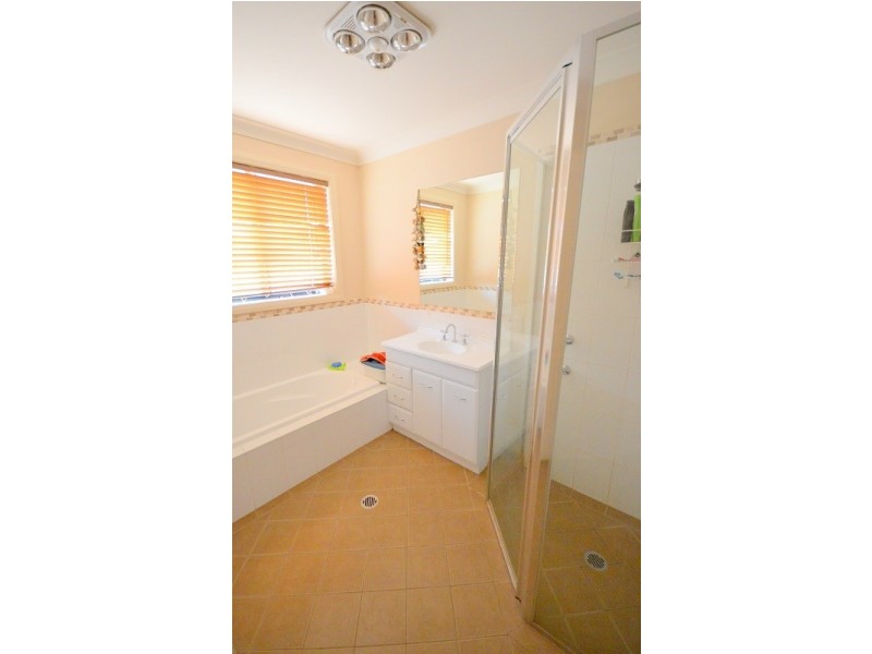 19 Preston Street, Canowindra NSW 2804