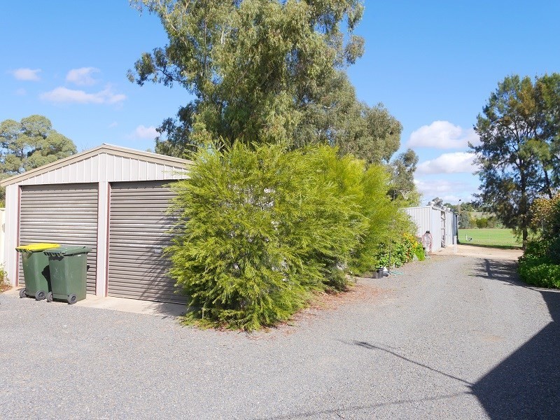 7 Mary Road, Cowra NSW 2794