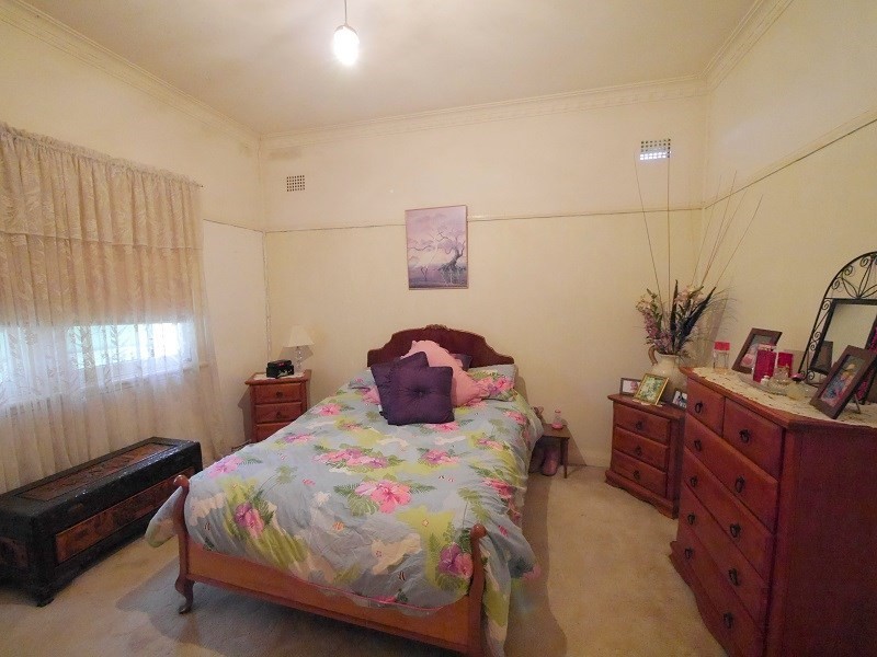 45 Darling Avenue, Cowra NSW 2794