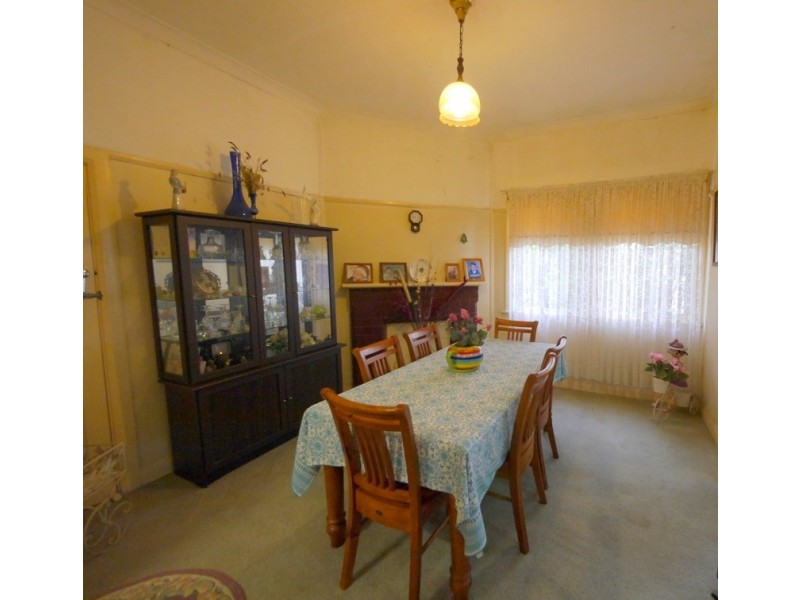 45 Darling Avenue, Cowra NSW 2794