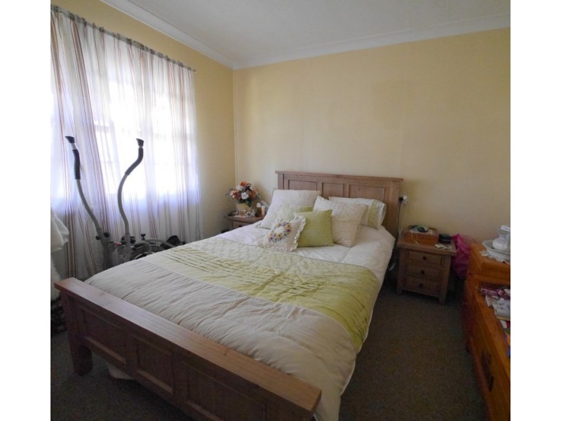 11 Haig Street, Cowra NSW 2794