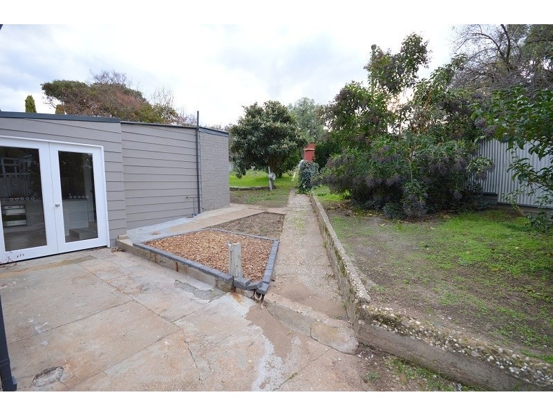 26 Lynch Street, Cowra NSW 2794