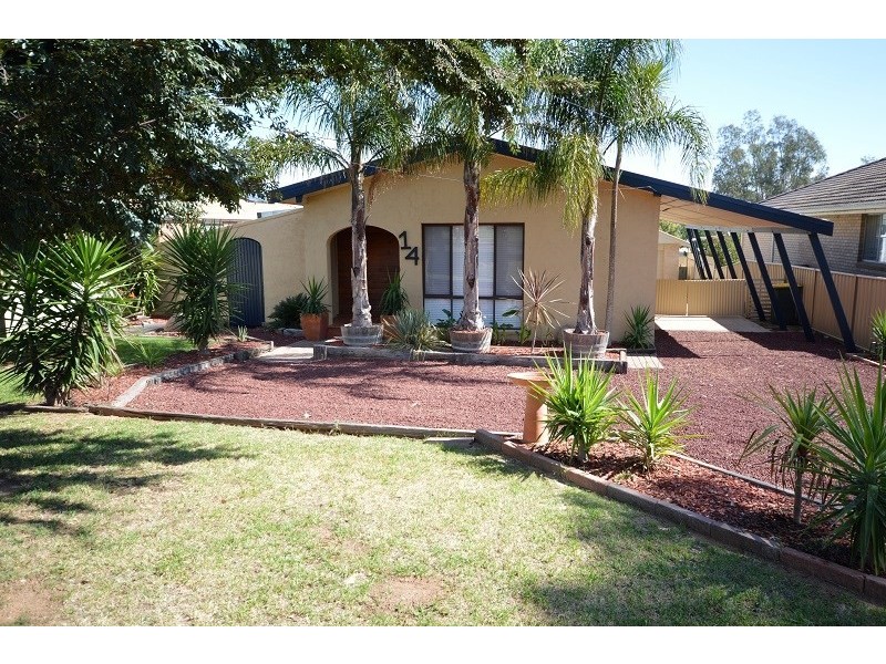 14 Wahroonga Street, Cowra NSW 2794