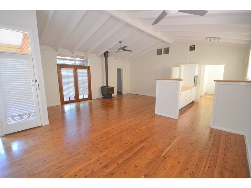 14 Wahroonga Street, Cowra NSW 2794