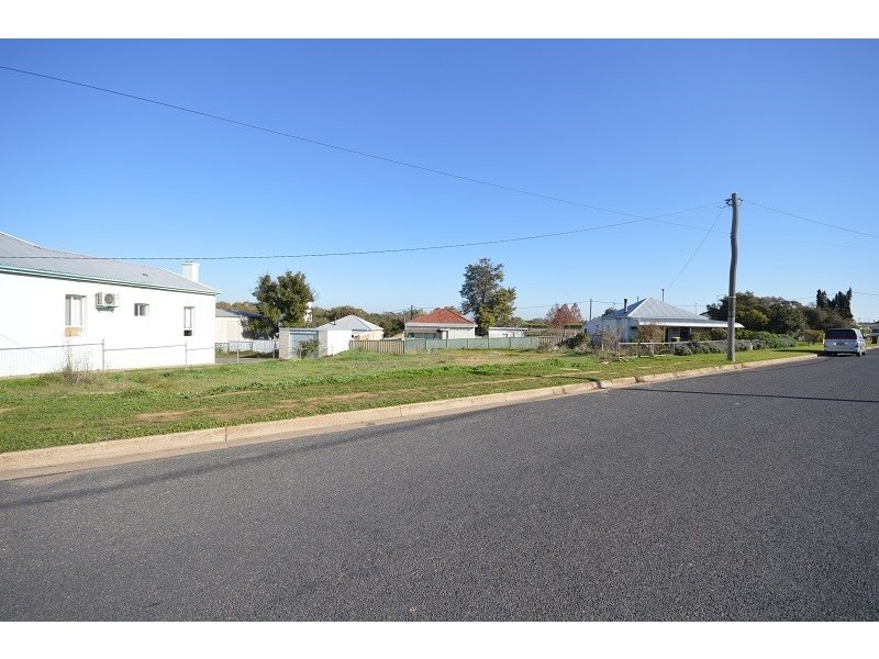 6 Mulyan Street, Cowra NSW 2794