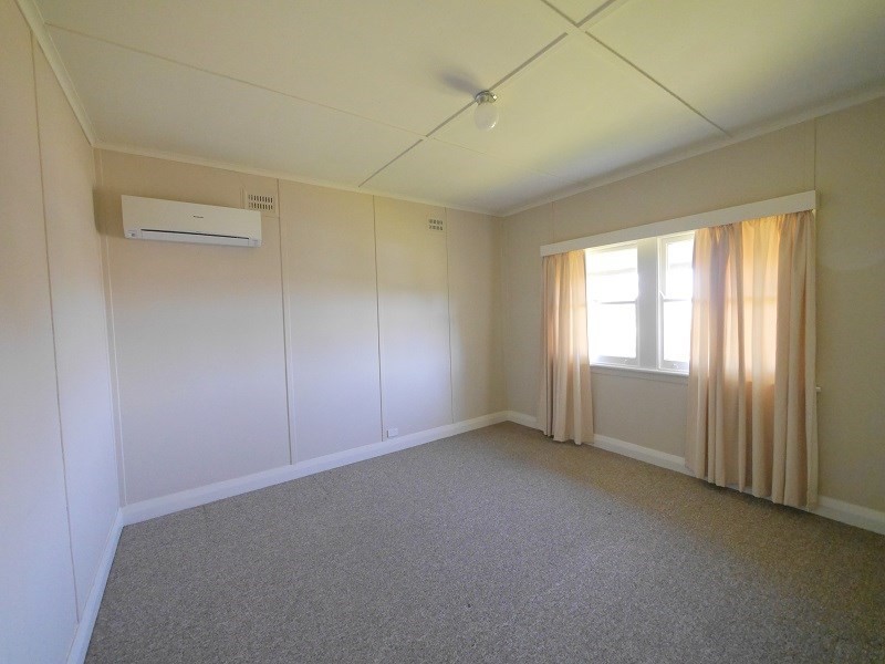 9 Nelson Street, Cowra NSW 2794