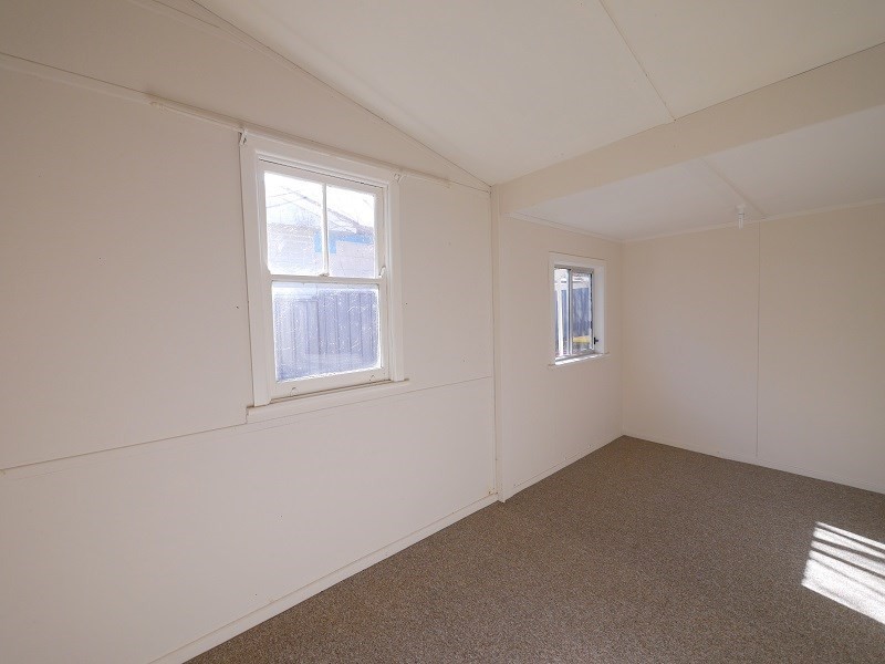 9 Nelson Street, Cowra NSW 2794