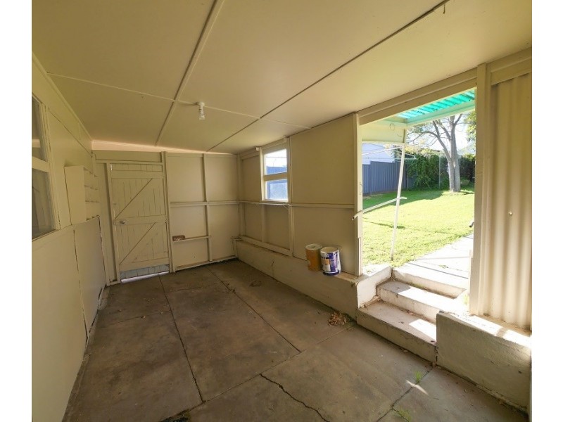 9 Nelson Street, Cowra NSW 2794