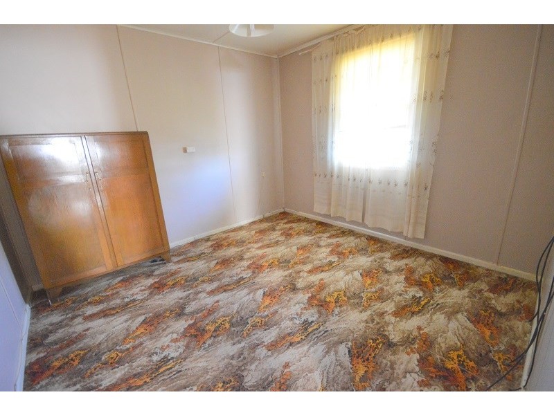 17 Victor Street, Cowra NSW 2794