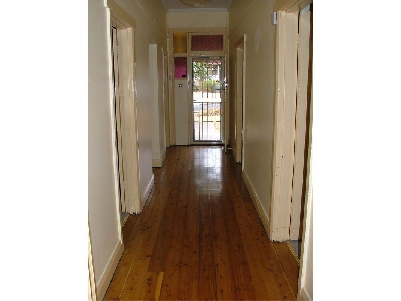 19 Dungaleer Street, Cowra NSW 2794