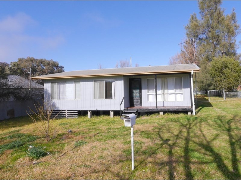67 Brougham, Cowra NSW 2794