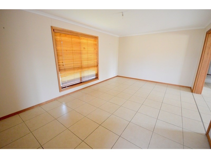 5 West Street, Wattamondara NSW 2794