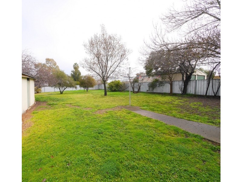 38 Watt Street, Cowra NSW 2794
