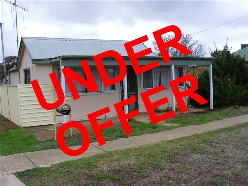 11 Victor Street, Cowra NSW 2794