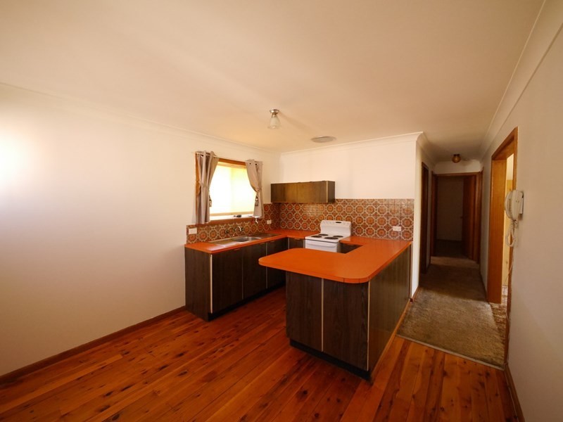 15 Bramall, Cowra NSW 2794