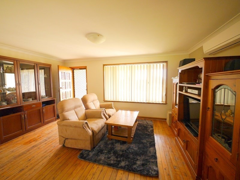 38 Lyall Street, Cowra NSW 2794